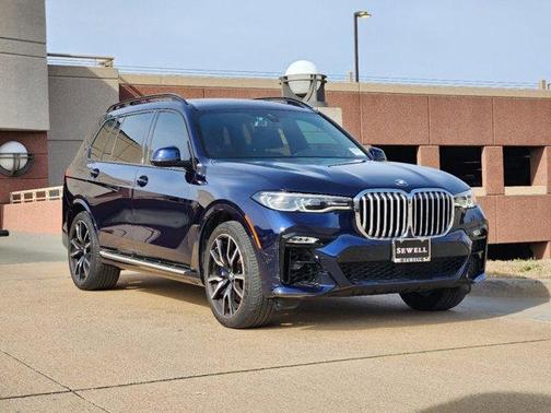 2022 BMW X7 xDrive40i