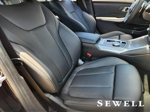 2025 BMW 330 i xDrive