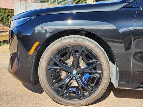 2025 BMW iX xDrive50