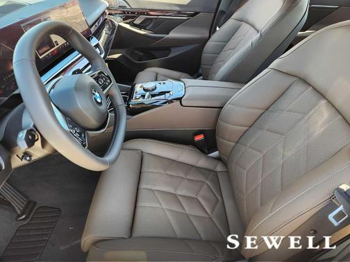 2026 BMW 540 i xDrive