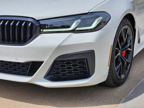2023 BMW M550 i xDrive