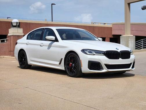 2023 BMW M550 i xDrive