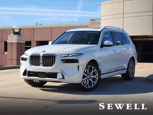 2025 BMW X7 xDrive40i