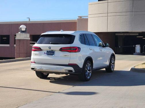 2023 BMW X5 xDrive40i