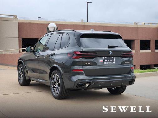 Gray Metallic 2026 BMW X5 xDrive40i