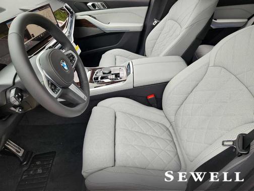 Gray Metallic 2026 BMW X5 xDrive40i