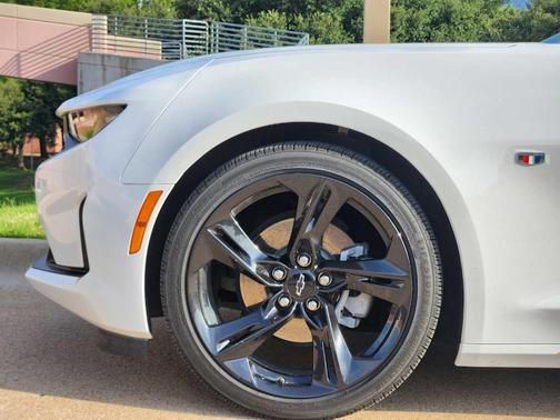 2023 Chevrolet Camaro 2LT