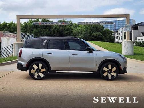 2025 MINI Countryman S