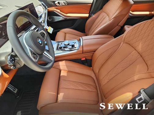 2026 BMW X7 M60i