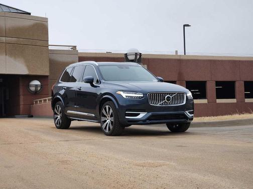 2021 Volvo XC90 Recharge Plug-In Hybrid T8 Inscription 7 Passenger