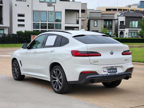 2021 BMW X4 xDrive30i