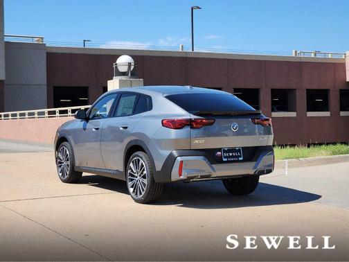 2026 BMW X2 xDrive28i