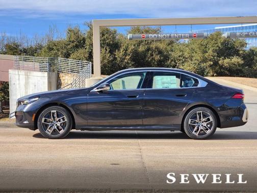 2026 BMW 530 i xDrive