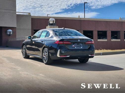 2026 BMW 530 i xDrive