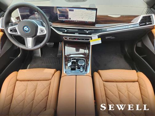 Alpine White 2026 BMW X5 PHEV xDrive50e
