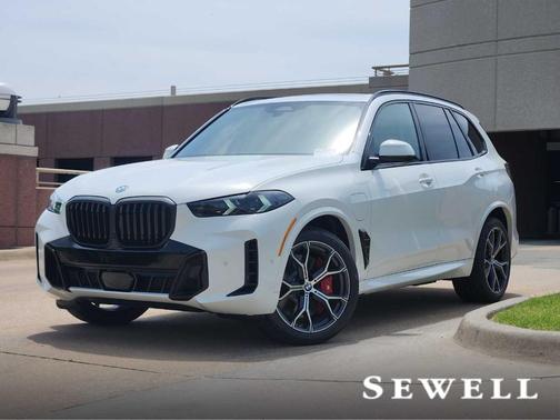 Alpine White 2026 BMW X5 PHEV xDrive50e