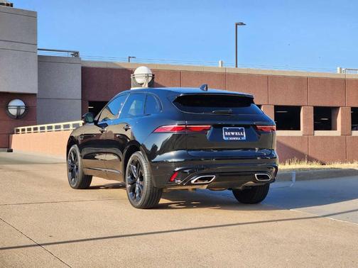 2025 Jaguar F-PACE P400 R-Dynamic S
