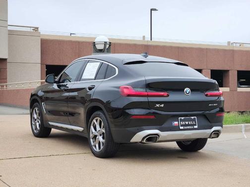 2024 BMW X4 xDrive30i