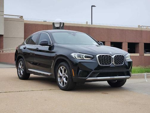 2024 BMW X4 xDrive30i