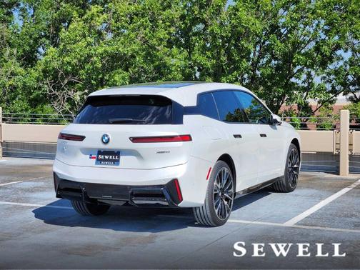 2026 BMW iX xDrive60
