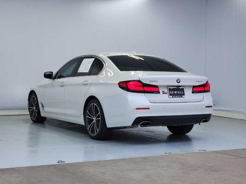 Mineral White Metallic 2023 BMW 530 i
