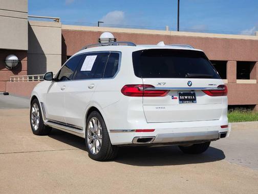 2022 BMW X7 xDrive40i