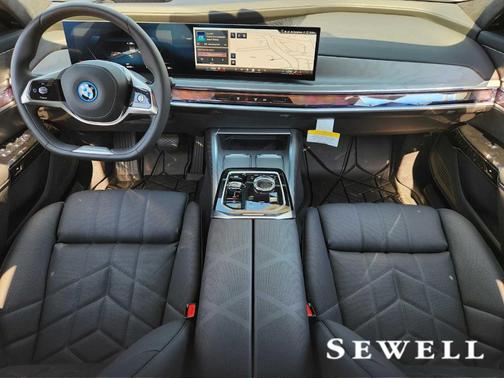 2025 BMW i7 eDrive50