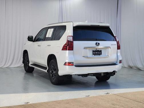 2023 Lexus GX 460 Base