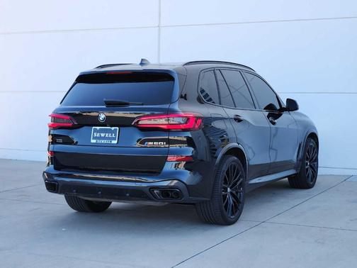 2023 BMW X5 M50i