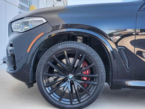 2023 BMW X5 M50i