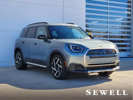 2025 MINI Countryman Base