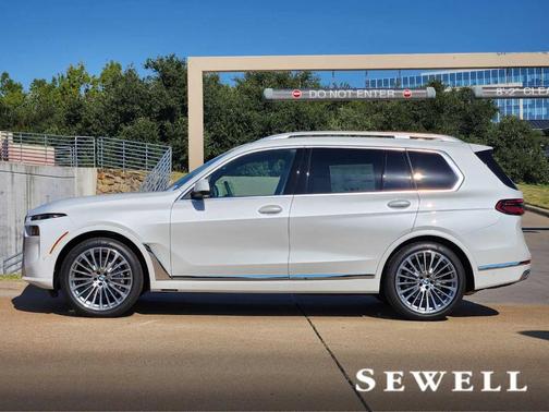 2026 BMW X7 xDrive40i