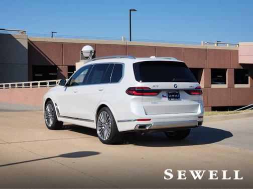 2026 BMW X7 xDrive40i