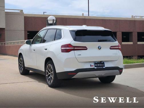 Mineral White Metallic 2026 BMW X3 30 xDrive