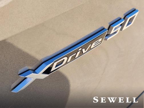 2025 BMW iX xDrive50