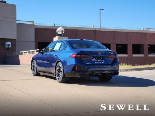 2026 BMW 550e xDrive