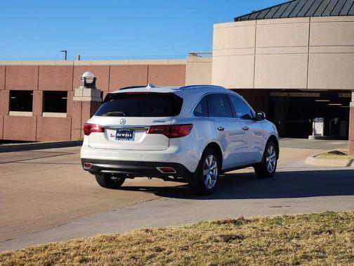 2016 Acura MDX 3.5L w/Advance Package