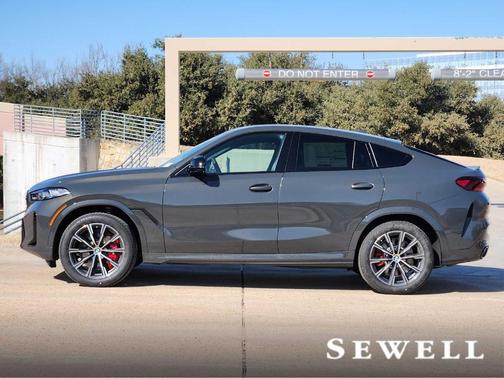 2026 BMW X6 M60i