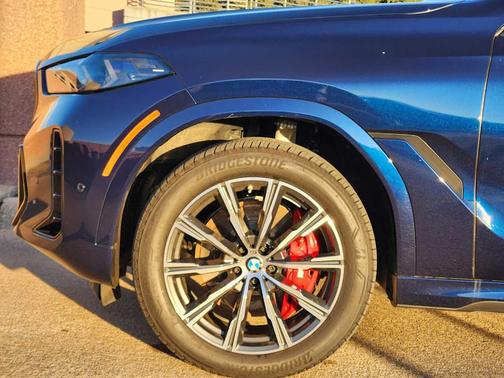 2026 BMW X6 xDrive40i