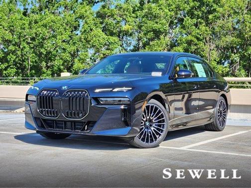 2025 BMW 740 i xDrive
