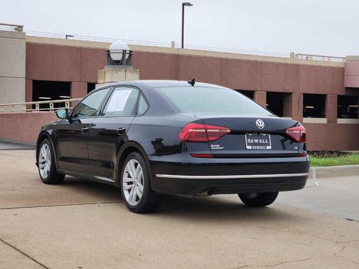 2019 Volkswagen Passat 2.0T Wolfsburg