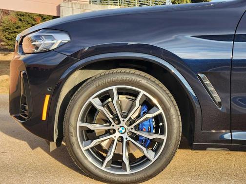 2023 BMW X4 M40i