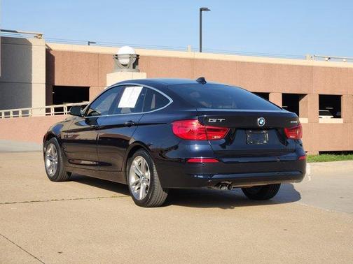 2017 BMW 330 Gran Turismo i xDrive