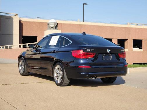 2017 BMW 330 Gran Turismo i xDrive
