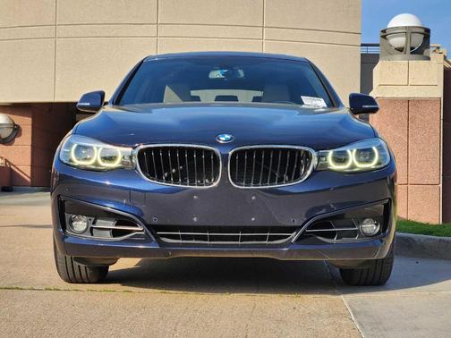 2017 BMW 330 Gran Turismo i xDrive