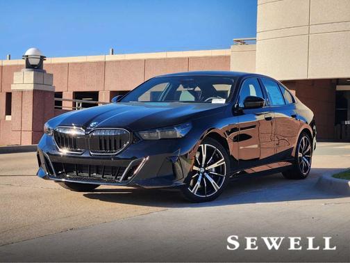 Black Sapphire Metallic 2026 BMW 550e xDrive