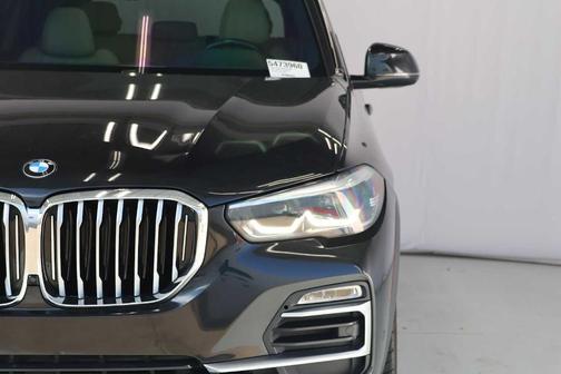 Black Sapphire Metallic 2021 BMW X5 sDrive40i