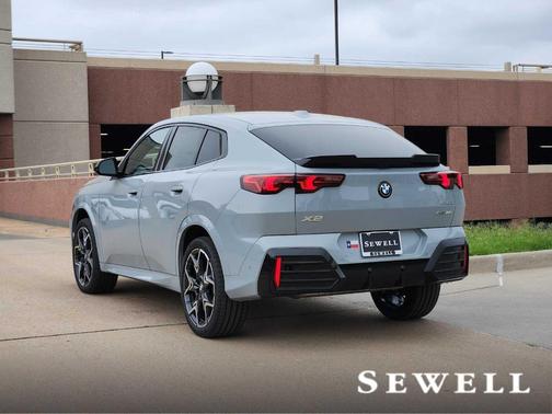 Gray Metallic 2026 BMW X2 xDrive28i
