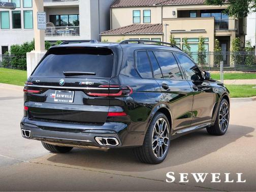 2026 BMW X7 M60i