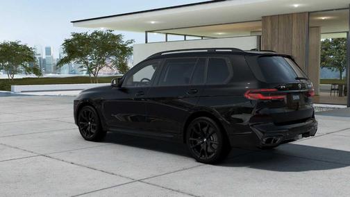 2026 BMW X7 M60i